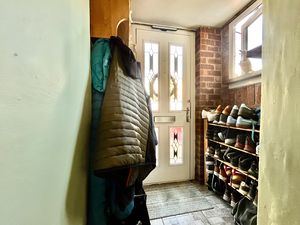 Porch- click for photo gallery
